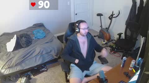 Snapshot of david_novabear chatting on December 7, 2:31 am David online show from December 7, 2:31 am