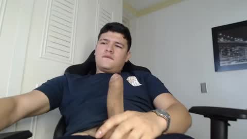 Snapshot of david_smit_ chatting on December 10, 3:22 pm david smit online show from December 10, 3:22 pm