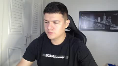 Snapshot of david_smit_ chatting on January 6, 2:03 pm david smit online show from January 6, 2:03 pm