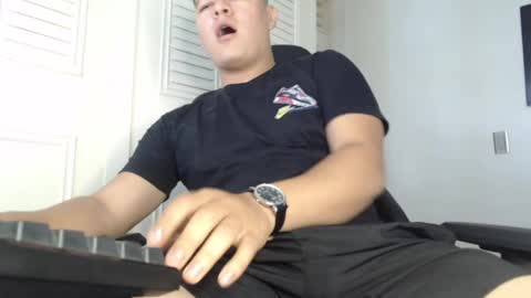 Snapshot of david_smit_ chatting on January 21, 3:54 pm david smit online show from January 21, 3:54 pm