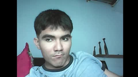 Snapshot of david_stuart07 chatting on March 1, 10:53 pm davidstuart online show from March 1, 10:53 pm