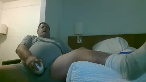 davidakafluffhorny4you online show from March 9, 8:35 pm