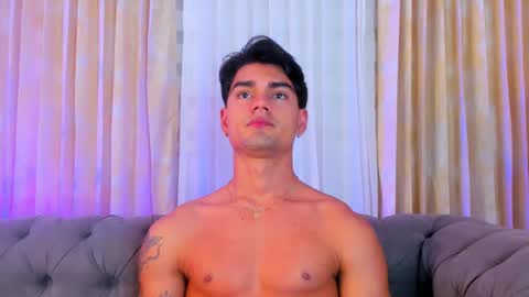 Snapshot of davidaponte017 chatting on January 8, 9:55 pm davidaponte online show from January 8, 9:55 pm