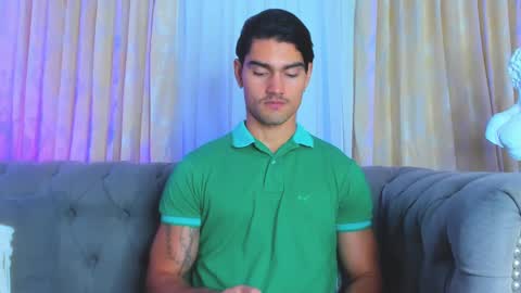 Snapshot of davidaponte017 chatting on February 13, 8:24 pm davidaponte online show from February 13, 8:24 pm