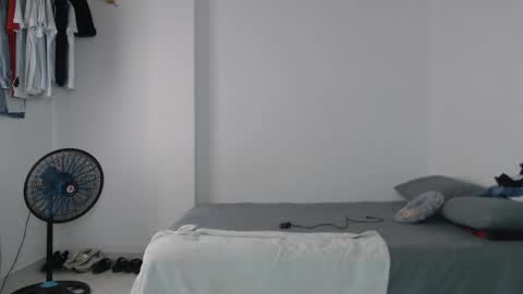 Snapshot of davidberrocal chatting on October 17, 8:00 pm DavidSexxx777 online show from October 17, 8:00 pm