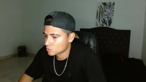 Snapshot of davidbless chatting on September 25, 12:03 am David Bless online show from September 25, 12:03 am