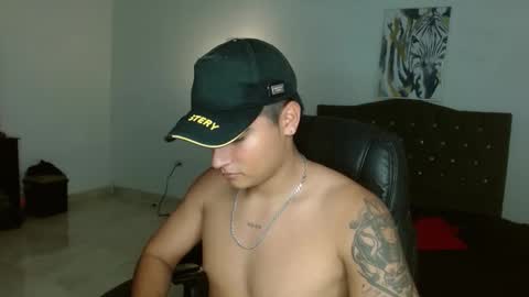 Snapshot of davidbless chatting on October 1, 1:11 am David Bless online show from October 1, 1:11 am