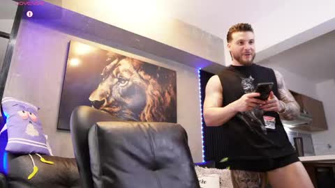 David Blakee online show from April 19, 3:39 am