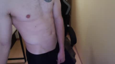 Snapshot of davidoventt chatting on February 4, 10:34 pm davidoventt online show from February 4, 10:34 pm