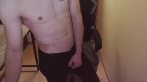 Snapshot of davidoventt chatting on February 5, 11:06 pm davidoventt online show from February 5, 11:06 pm