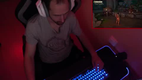 Snapshot of davidoventt chatting on February 28, 9:55 pm davidoventt online show from February 28, 9:55 pm