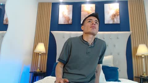 David Sandoval online show from April 7, 4:13 am