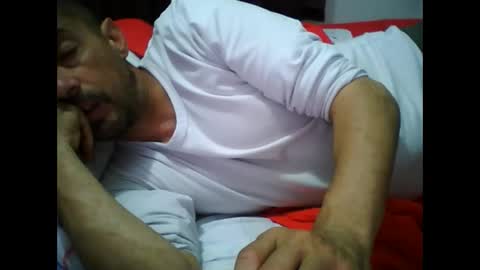 SUIZO online show from April 16, 8:09 pm