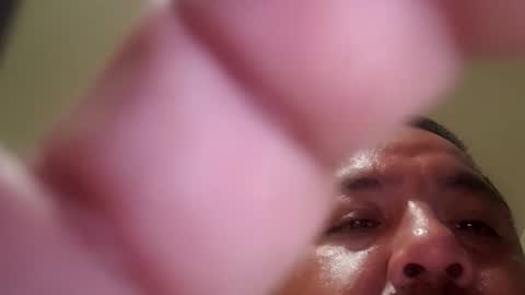 Snapshot of davidzhere222800 chatting on January 8, 11:43 am davidzhere222800 online show from January 8, 11:43 am