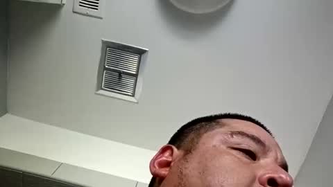 Snapshot of davidzhere222800 chatting on October 18, 6:30 pm davidzhere222800 online show from October 18, 6:30 pm