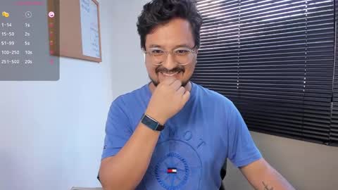 Snapshot of daviidevans chatting on December 11, 8:28 pm David Evans online show from December 11, 8:28 pm