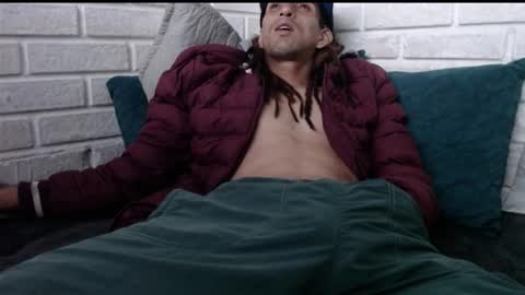 Snapshot of davils12 chatting on January 28, 9:08 am DAVILS online show from January 28, 9:08 am