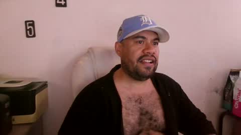 davinson_lopez35 online show from July 13, 4:43 pm