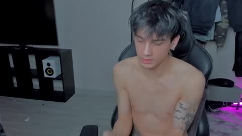 davis online show from March 11, 7:37 am