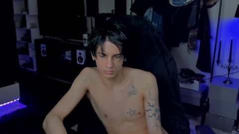 davis online show from June 11, 12:32 am