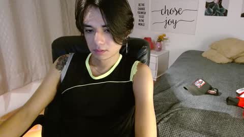 Snapshot of davoxer chatting on October 11, 4:22 am davoxer online show from October 11, 4:22 am