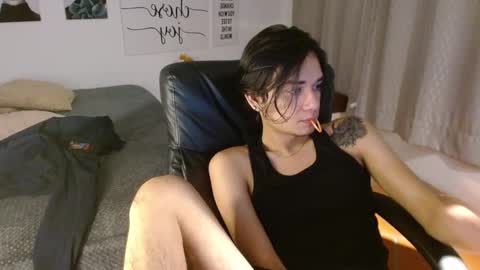 Snapshot of davoxer chatting on October 15, 3:06 am davoxer online show from October 15, 3:06 am