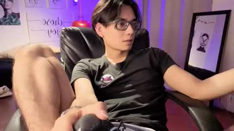 davoxer online show from February 20, 3:36 am