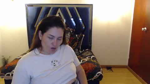 Snapshot of dayanhank chatting on September 15, 1:27 am dayanhank online show from September 15, 1:27 am