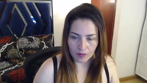 Snapshot of dayanhank chatting on September 20, 2:45 am dayanhank online show from September 20, 2:45 am