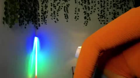 Snapshot of dayna_sunset chatting on October 16, 3:51 am dayna_sunset online show from October 16, 3:51 am