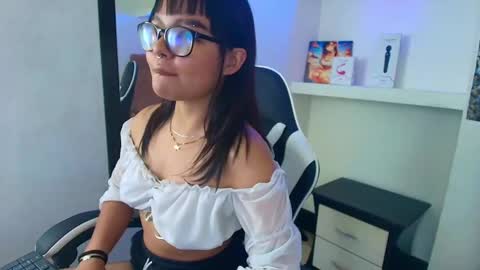 Snapshot of dayo_evans chatting on September 25, 4:49 am Dayo online show from September 25, 4:49 am