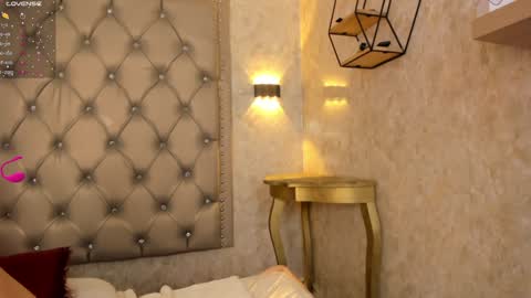 Snapshot of dayra_angels chatting on December 28, 9:09 am DAYRA ANGELS online show from December 28, 9:09 am