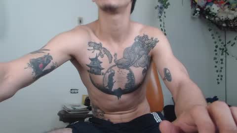 Snapshot of dazzayyy chatting on May 30, 4:37 pm dazzayy online show from May 30, 4:37 pm