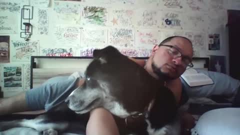 dbeamon92 online show from April 10, 2:11 pm