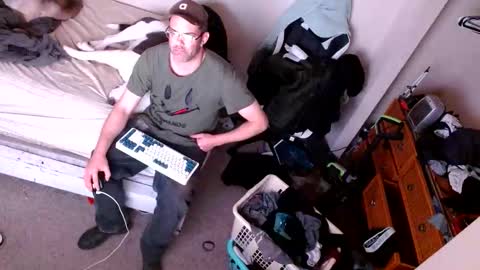 dbfroge online show from February 22, 6:46 am