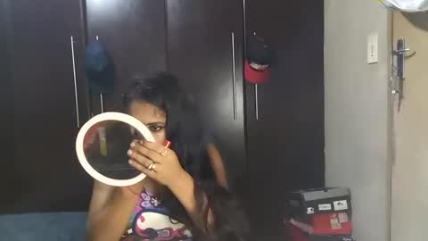 Snapshot of dbnpoizn chatting on February 8, 10:19 pm dbnpoizn online show from February 8, 10:19 pm