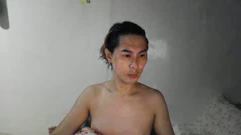 Snapshot of ddemorito10 chatting on November 19, 2:00 am Targanyen13 online show from November 19, 2:00 am