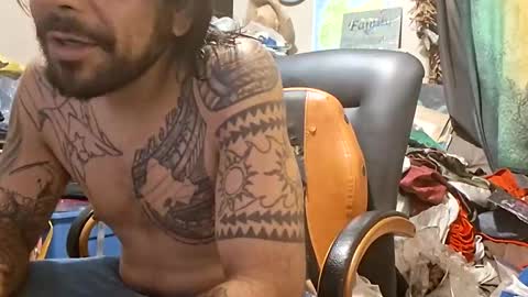 deadbirdink8o8 online show from April 1, 9:32 am