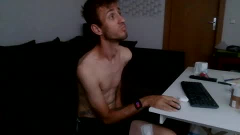 robert online show from June 29, 7:03 pm