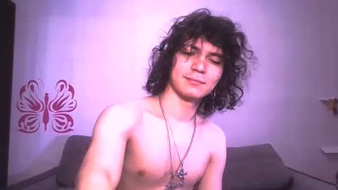 dean_raven online show from January 7, 5:32 am