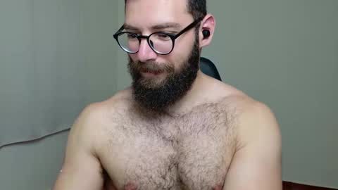 Snapshot of deanlek chatting on October 28, 8:33 pm Dean online show from October 28, 8:33 pm