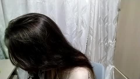 Camille online show from April 7, 4:51 pm