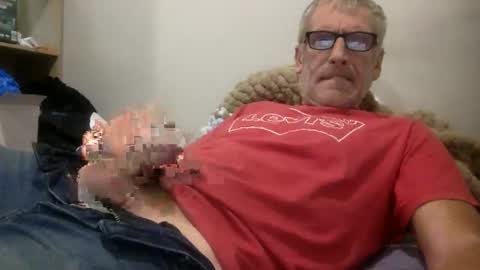 deanofflove221000 online show from April 30, 2:29 am