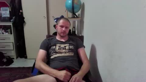 Snapshot of deanthickdick chatting on February 4, 7:53 pm deanthickdick online show from February 4, 7:53 pm