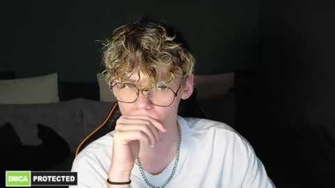 dear kirill online show from April 14, 11:44 pm