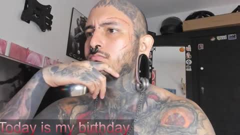    online show from March 6, 6:05 pm