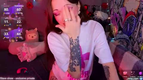 Snapshot of debbie_hanter chatting on December 15, 5:01 am debbie_hanter online show from December 15, 5:01 am