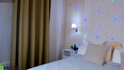 Snapshot of debbie_wools chatting on January 10, 11:31 pm Jennifer online show from January 10, 11:31 pm