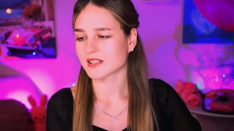 Snapshot of deboralarson chatting on February 1, 11:48 pm Debora online show from February 1, 11:48 pm