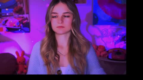 Snapshot of deboralarson chatting on February 6, 3:27 am Debora online show from February 6, 3:27 am